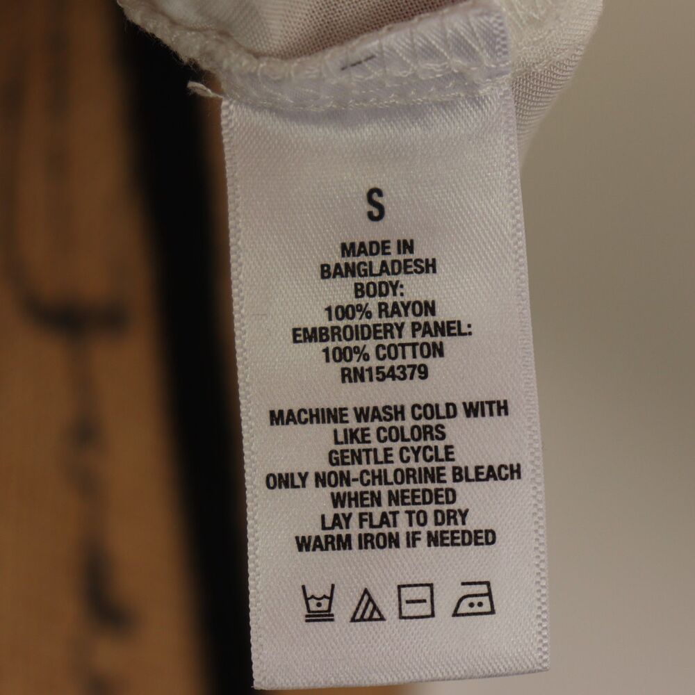 Aeropostale Eyelet Peasant Top S - Picture 8 of 8